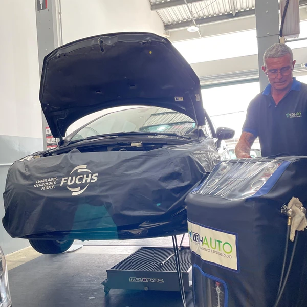 Troca de óleo de câmbio na Tech Auto