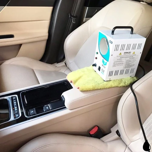 Oxi-sanitização veicular na Tech Auto